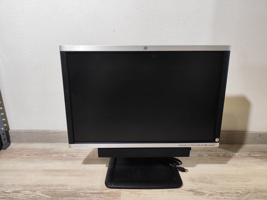 Monitor hp LA2205 wg 22inch