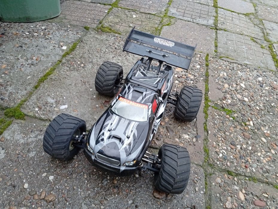 Рц  модели,с двг и електрически 1:10