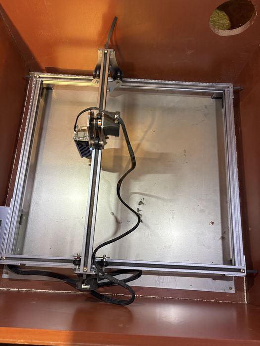 Vand laser gravat/debitat