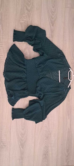 Елегантна блуза зелена и черна