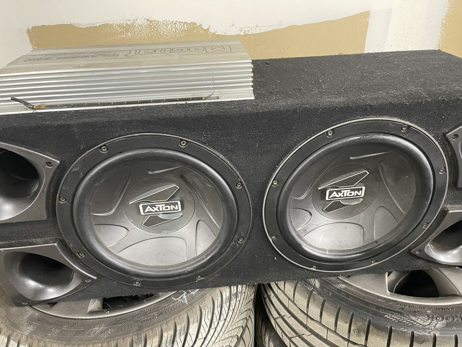 Бас каса Axton 2x12 с усилвател Magnat 1360w