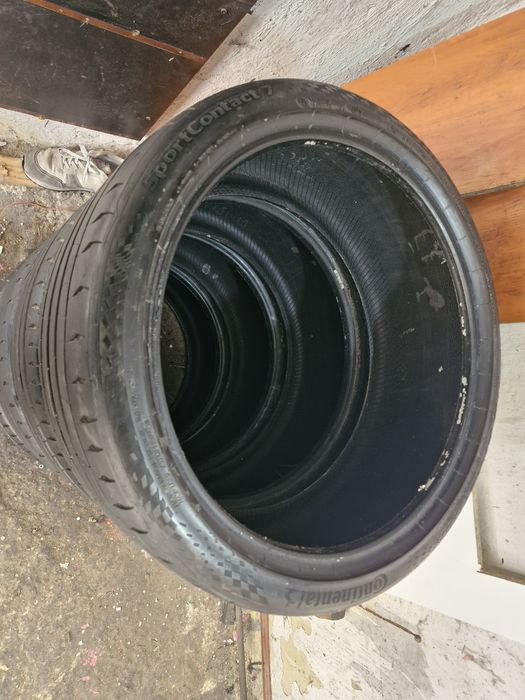 255/35/20 Continental 2024