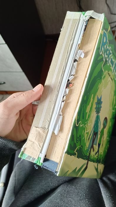 первая книга рик и морти