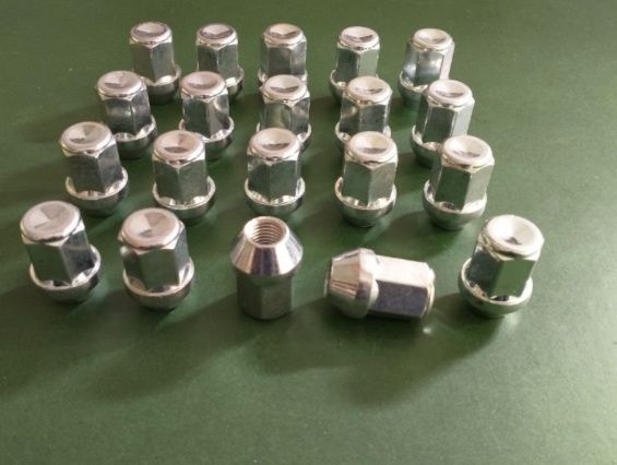 Piulite prezoane Jeep Cherokee Wrangler Rubicon XJ KJ
Piulite Noi !