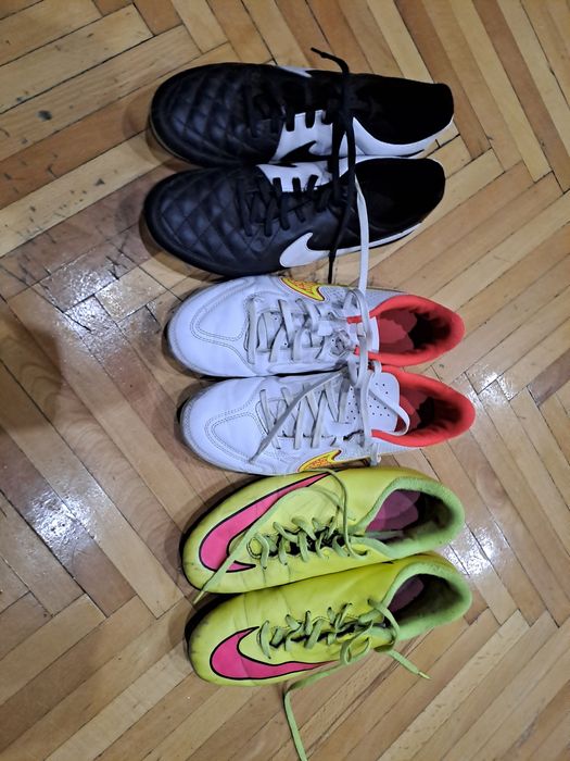 Бутонки за футбол