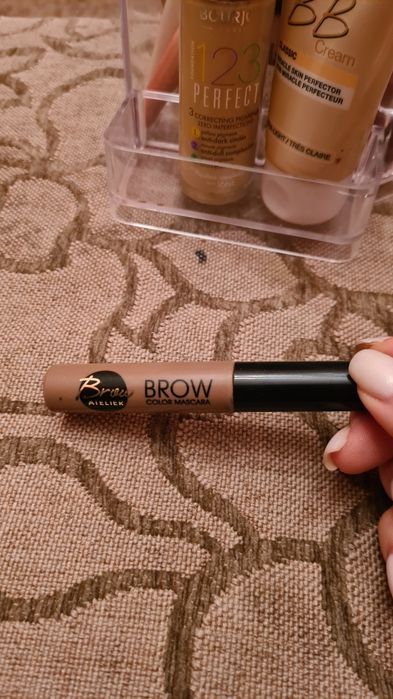 Vivienne Sabo тушь для бровей