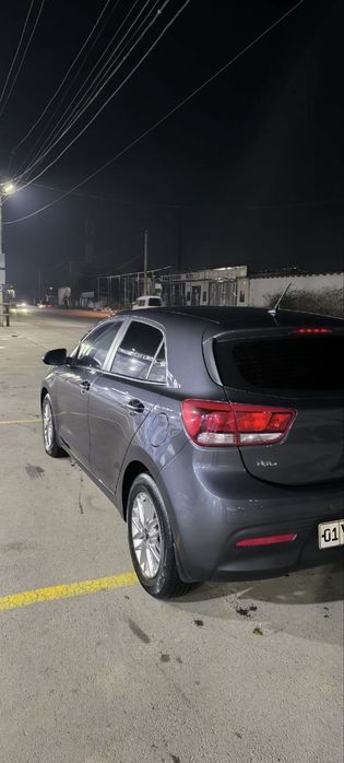 Kia Rio sotiladi