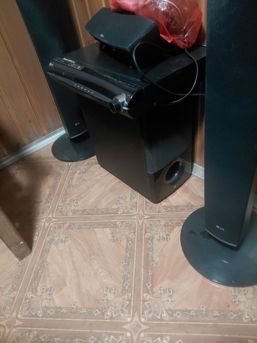 Домашний кинотеатр