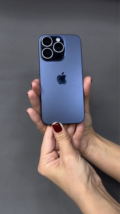 Продам Iphone 15 pro