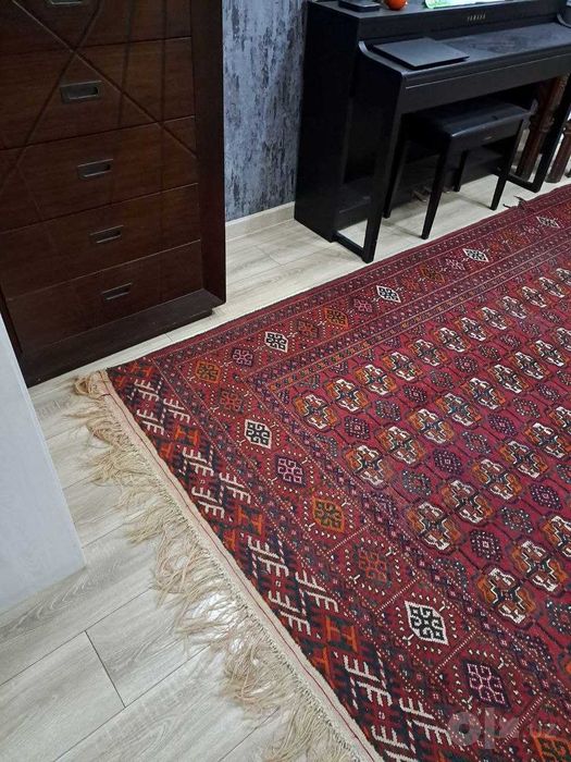 Туркменский старинный ковер ручной работы .