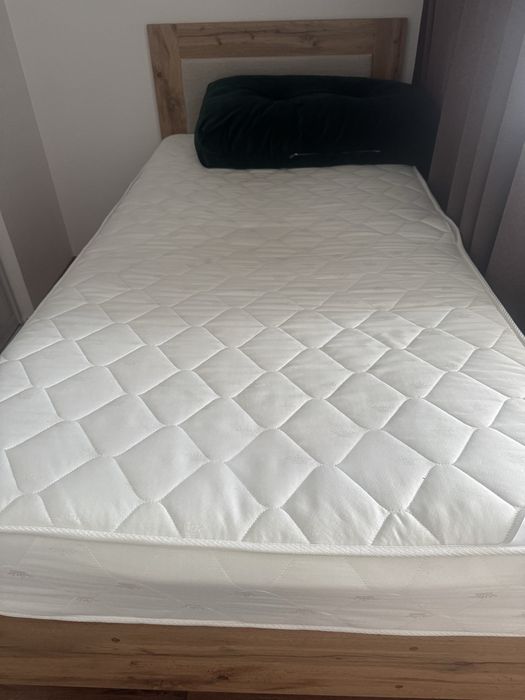 Кровать односпальная б/у.