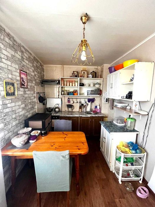 Продаётся 2 комн квартира