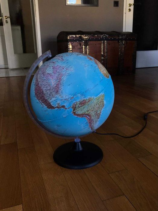 Глобус лампа 2012