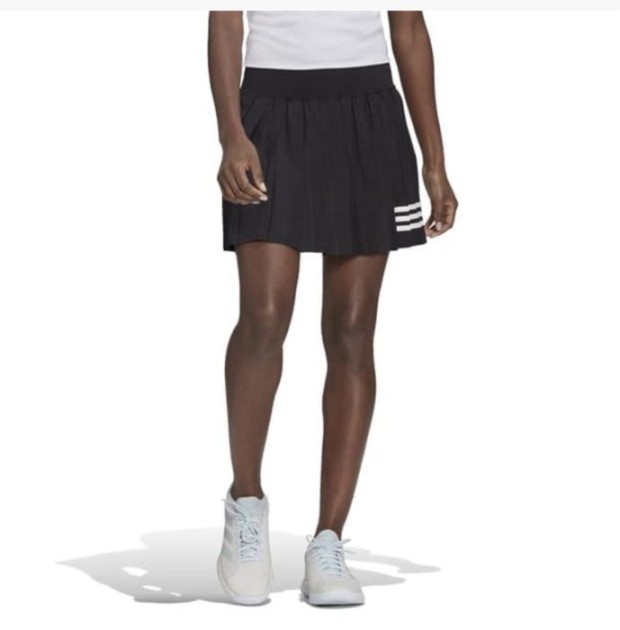 Пола Adidas, нова