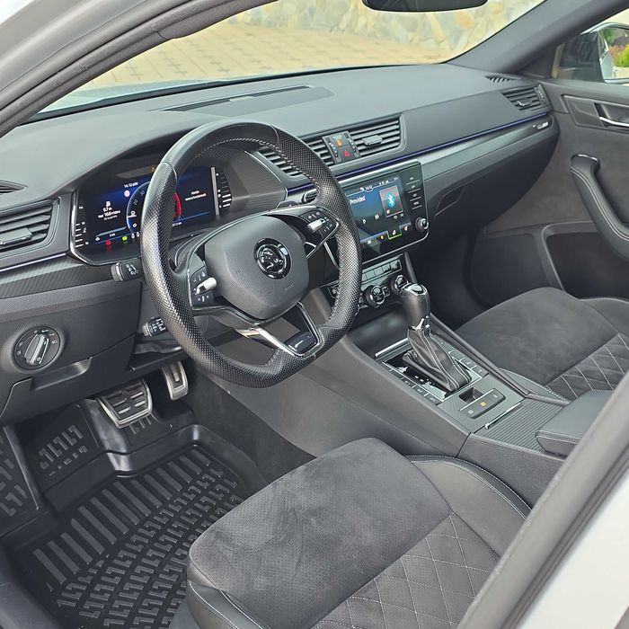 SKODA Superb 2023 — imagine 5