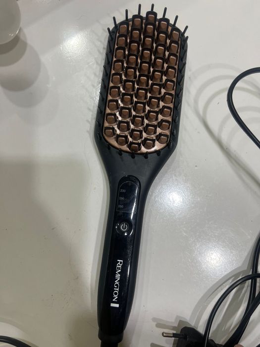 Расческа выпрямитель Remington