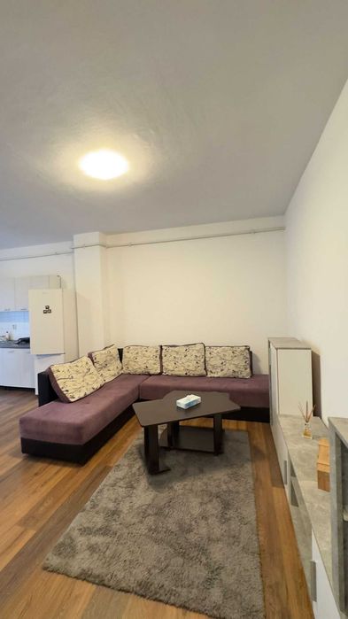 apartament de inchiriat