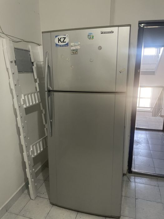 Отдам холодильник в рабочем состряний