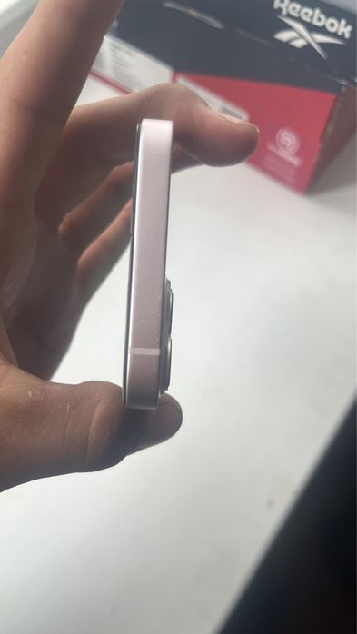iPhone 13 илеал без царапин