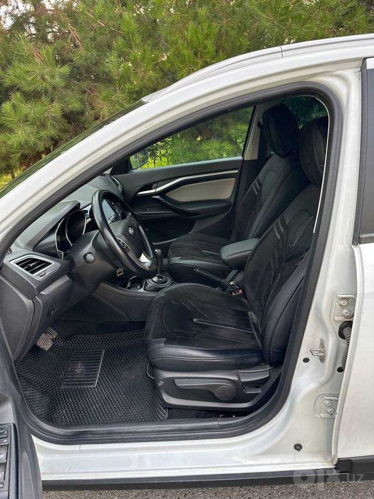 Lada vesta sw cross