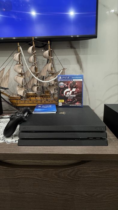 PS4 pro 1tb продам
