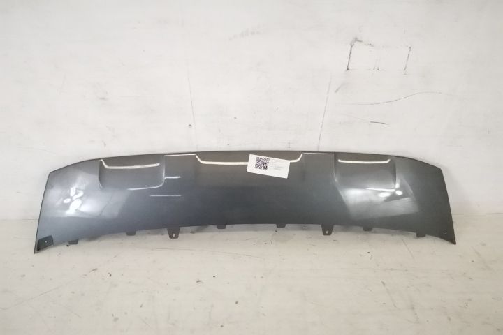 Орнамент централен праг спойлер предна броня Оригинален В добро състоя