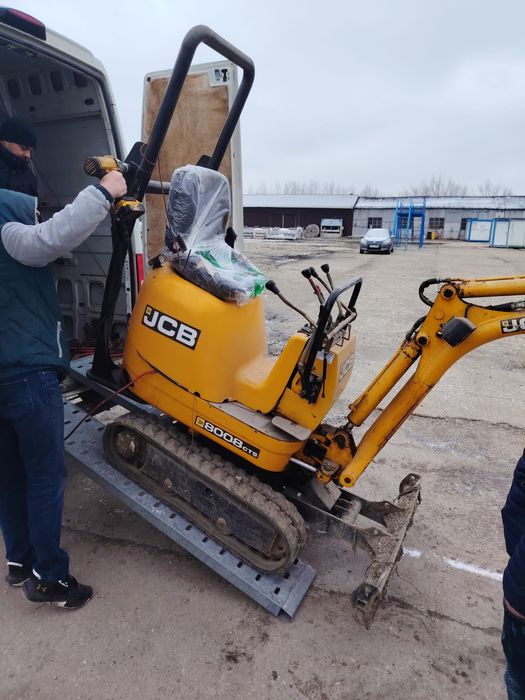 Miniexcavator JCB 8008 CTS din anul 2016