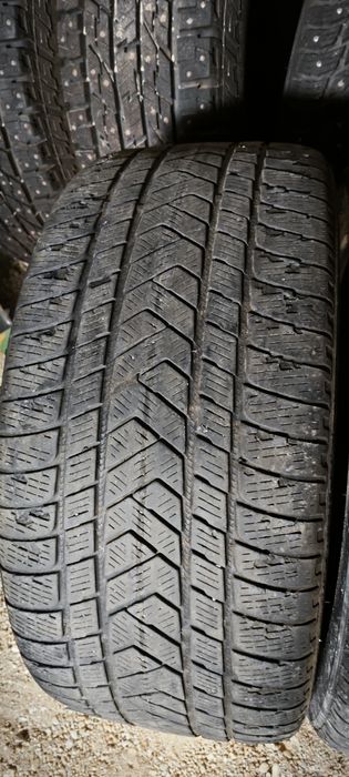 Шины пара 275/40/R21 BMW X5
