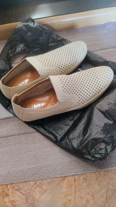 Продам новые мужские туфли