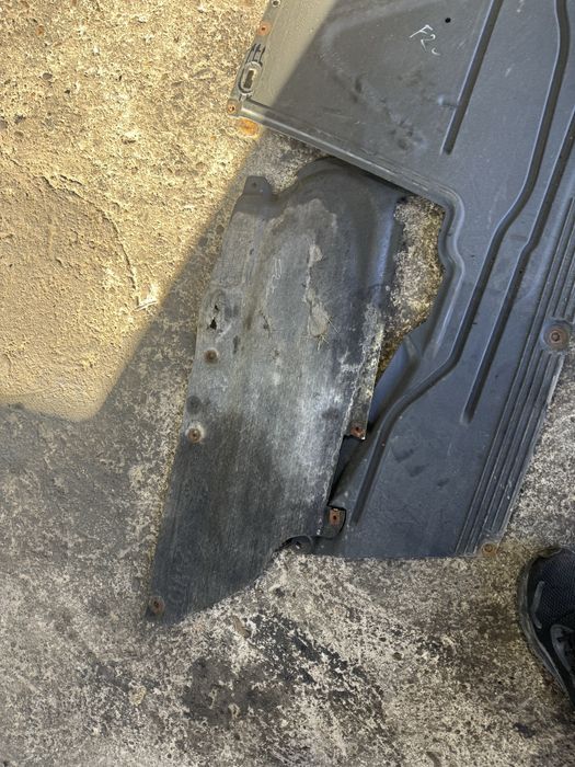 Кори под двигател скоростна кутия бмв ф20