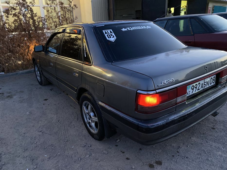 Мазда 626 переходка 1990 2,0