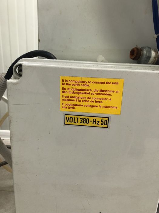 Професионална маса за гладене