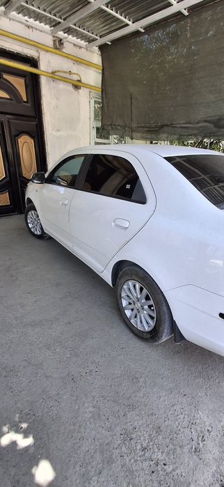 Chevrolet Cobalt 2018 — 3