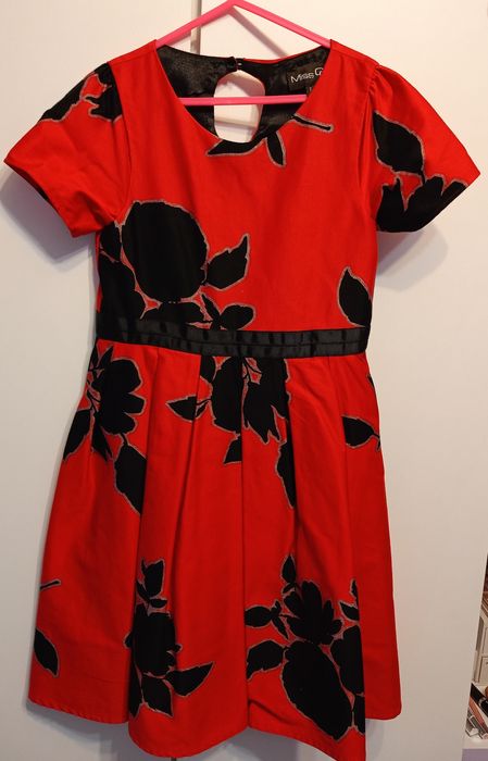 Празнична рокля за момиче