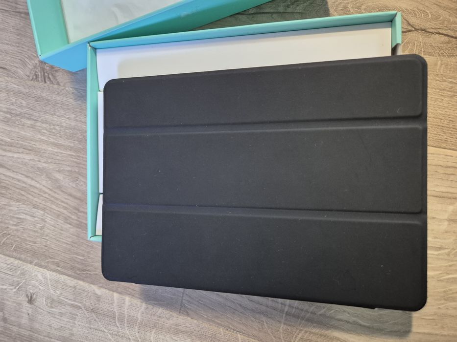 таблет Huawei MediaPad T3 10 – като нов,, с голям екран