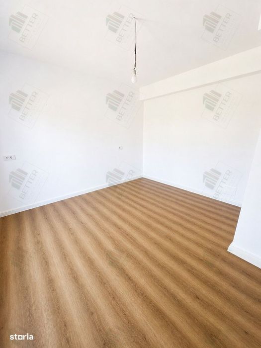 Casă de vânzare individuală 4 camere - 3 băi - Gata de mutare