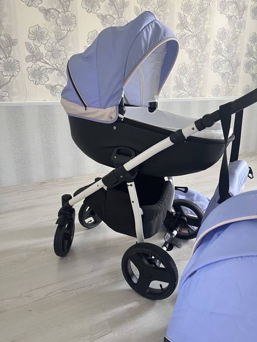 Коляска Тутис Польша