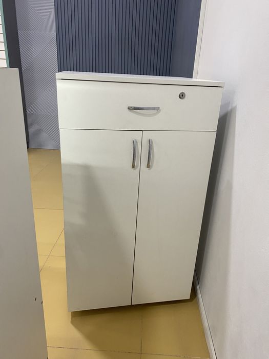 продам витрину СРОЧНО СРОЧНО