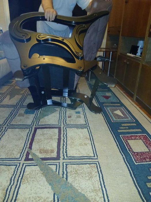 Очень удобное кресло-качалка