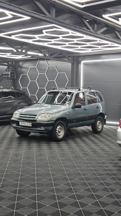 Нива Шевроле 2006 год