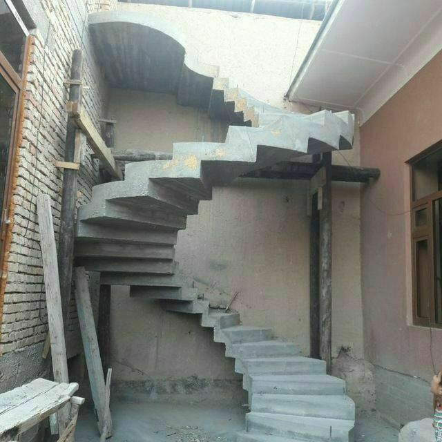 Монолитные лестница