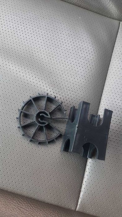 Фиксатор для маналит