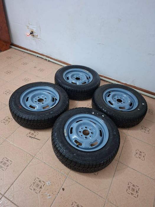 Диски с резиной и