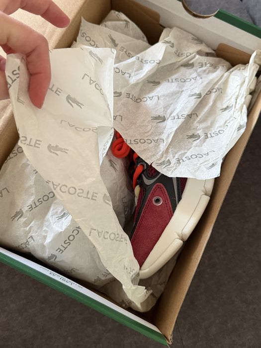 Женские кроссовки Lacoste