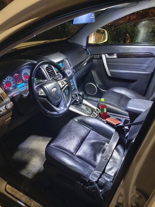 Chevrolet captiva 3