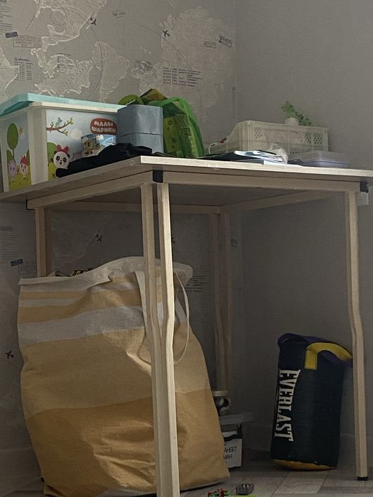 Стол кухонный рабочий