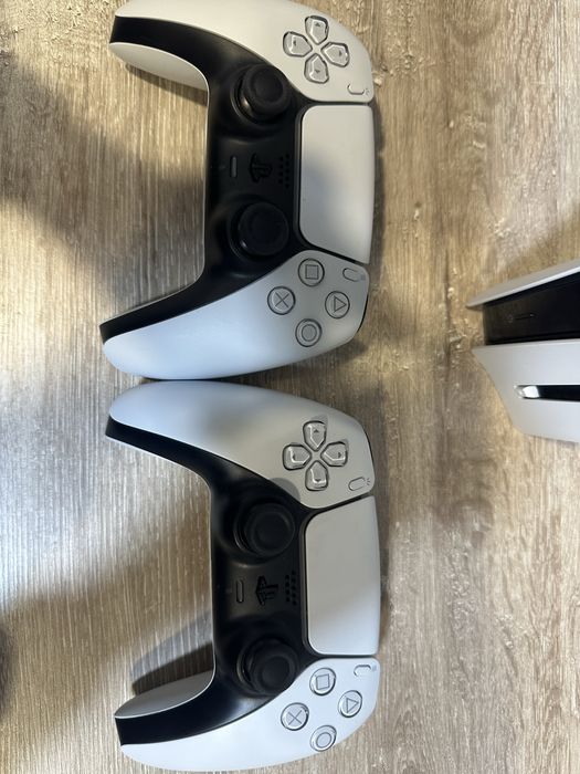 Play station 5 slim