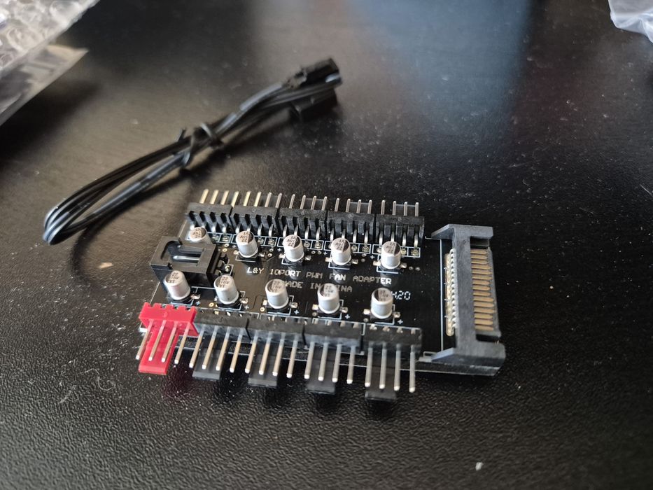 PWM Sata Hub  10 porturi