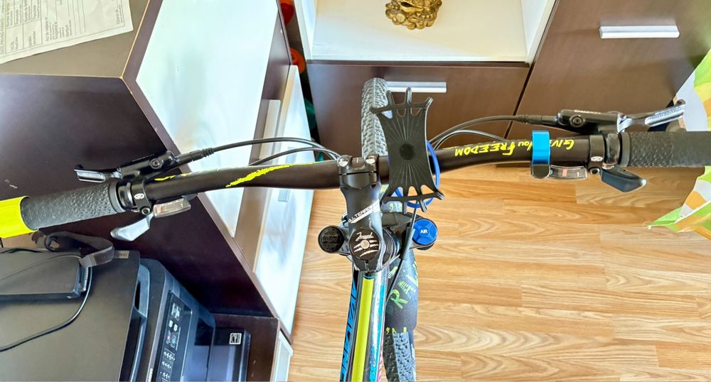 Vând bicicletă GT Avalanche 27.5
