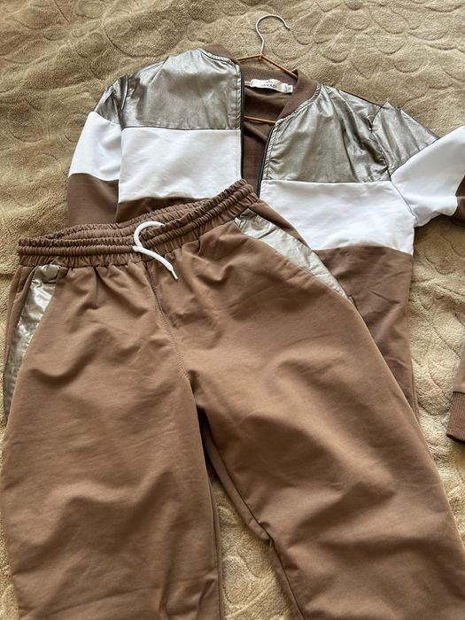 Все по 5000 тенге